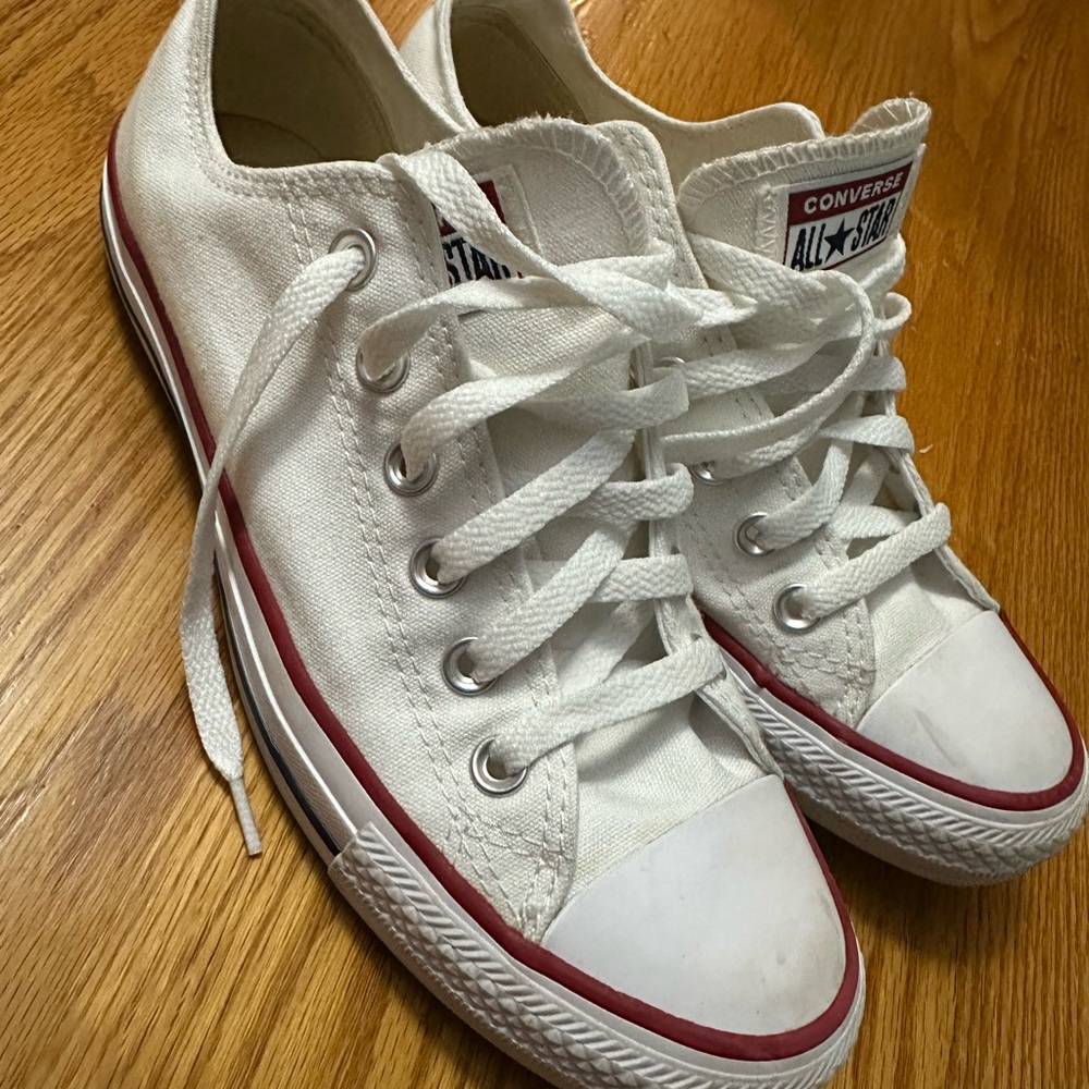 Converse White Canvas Sneakers like new